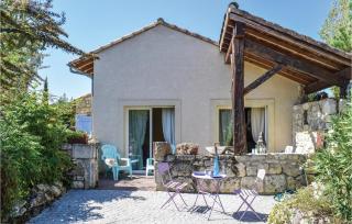 1 Bedroom Awesome Home In Sembas - 4
