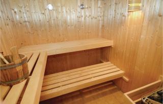 Nice Home In Salazac With Jacuzzi - Salazac - 5