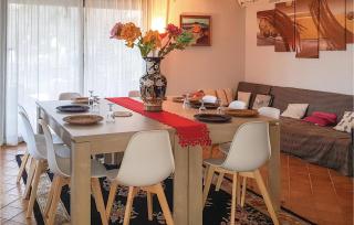 Nice Home In Salazac With Jacuzzi - Salazac - 4