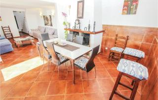 2 Bedroom Lovely Home In Muro - Muro - 8
