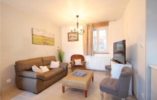 Amazing Home In Fontaine Le Dun - 9
