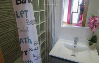 Stunning Home In Sayalonga With Wifi - Sayalonga - 9