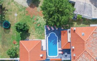 Four-Bedroom Holiday Home In Manjadvorci - Manjadvorci - 5