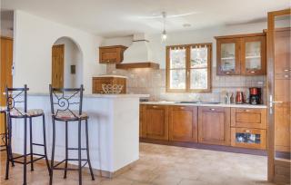 Gorgeous Home In Nessa - Nessa - 9