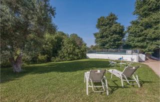 Gorgeous Home In La Campana, Sevilla - La Campana - 3