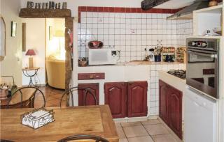 Stunning Home In Maubec With Wifi - Maubec - 5