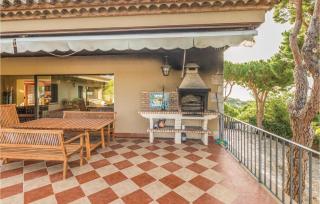 Amazing Home In Cabrils With Wifi - Cabrils - 3