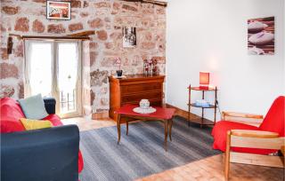 Gorgeous Home In Badefols Dans - Teillots - 6