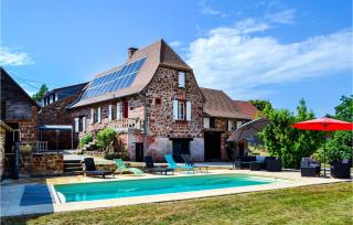 Gorgeous Home In Badefols Dans - Teillots - 2