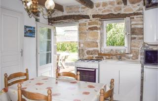 1 Bedroom Beautiful Home In Louargat - 2