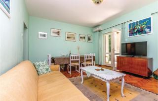 5 Bedroom Awesome Home In Povile - 8