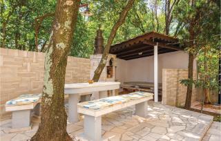 5 Bedroom Awesome Home In Povile - 6