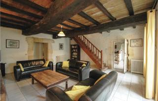 4 Bedroom Beautiful Home In St Germain - Saint-Germain-de-la-Rivière - 9