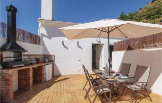 Lovely Home In Sayalonga - 7