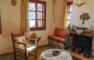 5 Bedroom Lovely Home In Agios Vasilios - Agia Paraskevi - 3