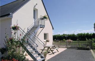 Awesome Apartment In Roz-Landrieux - Roz-Landrieux - 5