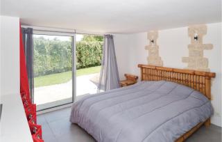 Amazing Home In Sernhac - 6