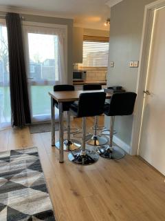 Modern 2 Bed Chalet - 27 Bermuda Holiday Park - Hemsby - 8