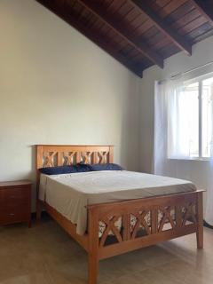 ‘MORIAH’ Private Room with Double Bed and shared bathroom - Saint Philip - 6