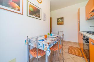 Apartment in villa 2 to 3 persons with large private garden - 1