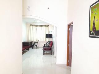 White House Deluxe Villa & Deluxe One Bedroom Apartment - Salcete - 0