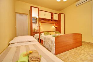 Apartments Sea Line - Prigradica - 3