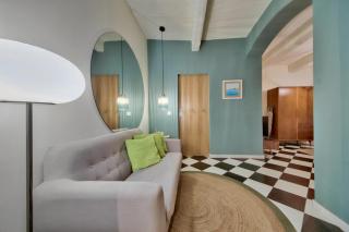 The House in Old Mint Street - 3