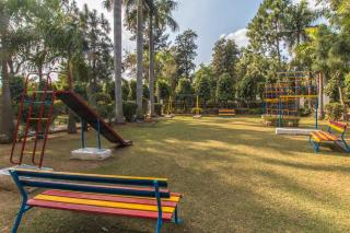StayVista at Solitude in the Woods- 2BR Villa in Delhi with Lawn Bonfire - Sohna - 8