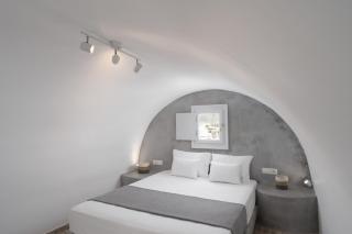 White Lily Suites & Lofts - Adults Only 16 Plus - Perivolos - 5