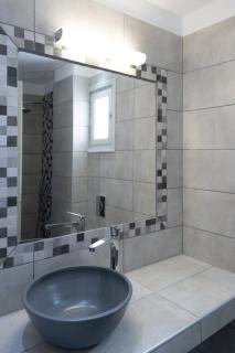 White Lily Suites & Lofts - Adults Only 16 Plus - Perivolos - 1