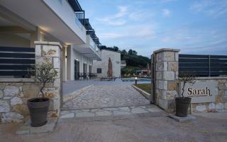 Sarah Luxury Rooms - 4