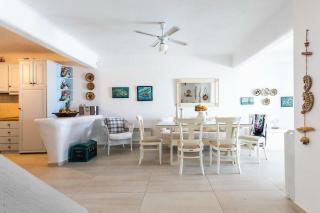 Mykonos Coastal Retreat - Giovanna's Beachfront Escape with Jacuzzi - Míconos - 3