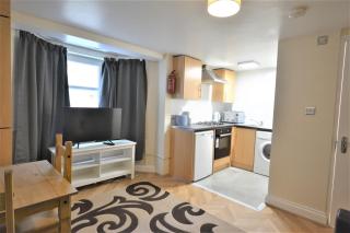 London Modern One Bedroom Apartment - London - 9
