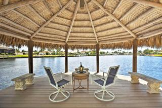 Luxe Cape Coral Escape with Boat Dock and Cabana! - Cape Coral - 9