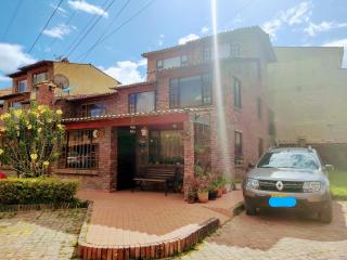 Hermoso Altillo en casa de familia - Chía - 0