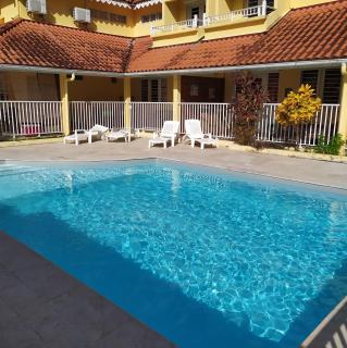 Studio climatisé en résidence avec piscine proche de la mer - Les Trois-Îlets - 0