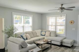 Oak Island Gem - 9