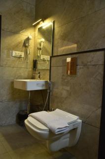 Sukhi A Luxury Stay Inn - Chikmagalūr - 4