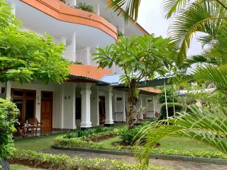 Febri's Hotel & Spa - Kuta - 7