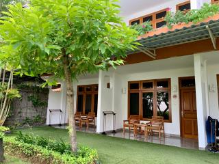 Febri's Hotel & Spa - Kuta - 2