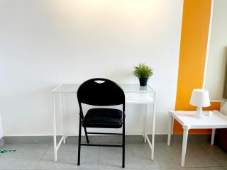 Kb703A CYBERJAYA FREE Wifi Netflix Free Parking, 1008 - Cyberjaya - 8