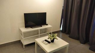 Kb703A CYBERJAYA FREE Wifi Netflix Free Parking, 1008 - Cyberjaya - 5