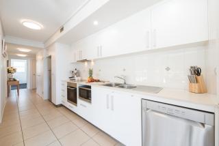 Ocean Dreams On Airlie 2 Bedroom - Airlie Beach - 2