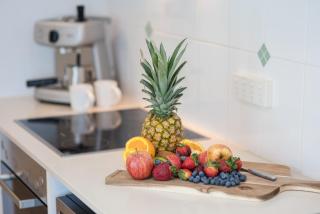 Ocean Dreams On Airlie 2 Bedroom - Airlie Beach - 1