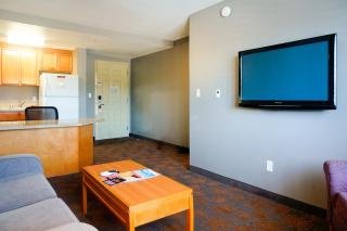 Best Western Plus Manhattan Beach Hotel - Manhattan Beach - 8