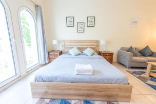 Luxury Escapes - Calm Retreat Studio Apt - near Metro & Mall - MOG184 DG - Dubai - 6