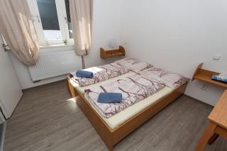 Penzion Živec - restaurace a ubytování - 1