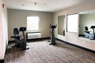 Wingate by Wyndham Biloxi - Ocean Springs - Biloxi - 9