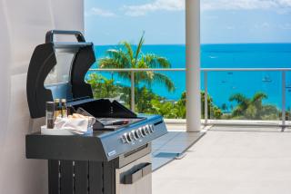 What a View - 2 Bedroom Apartment - Airlie Beach - 4