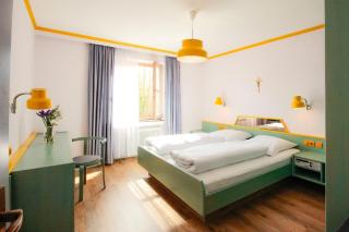 Hotel-Gasthof zum Bach - Neukirchen beim Heiligen Blut - 2